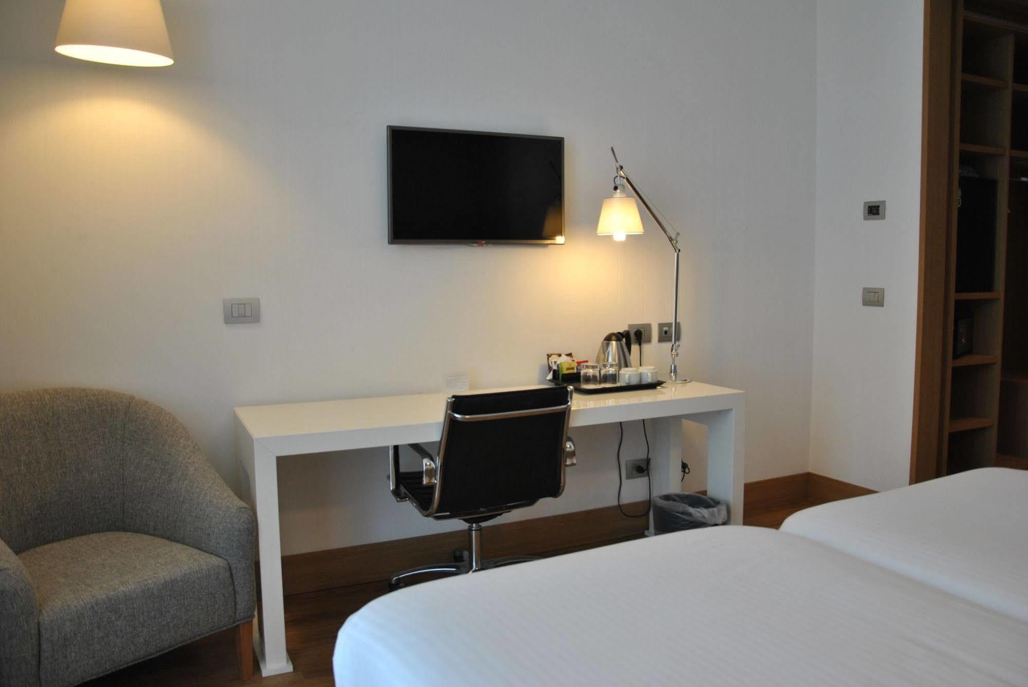 Hotel Hilton Garden North 4*